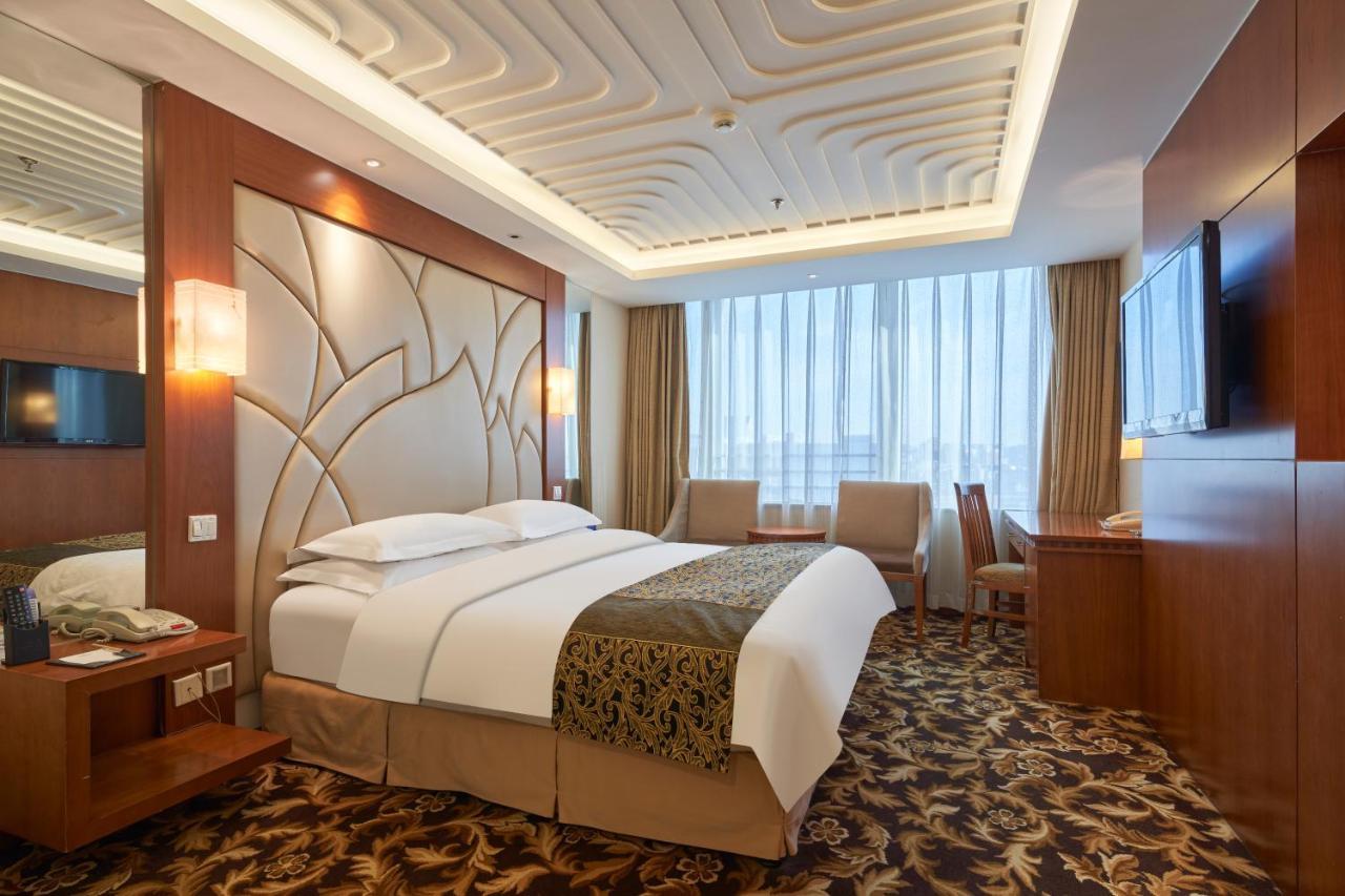 Habitación Clásica con cama extragrande (30% de descuento en el restaurante chino, excepto bebidas y marisco)