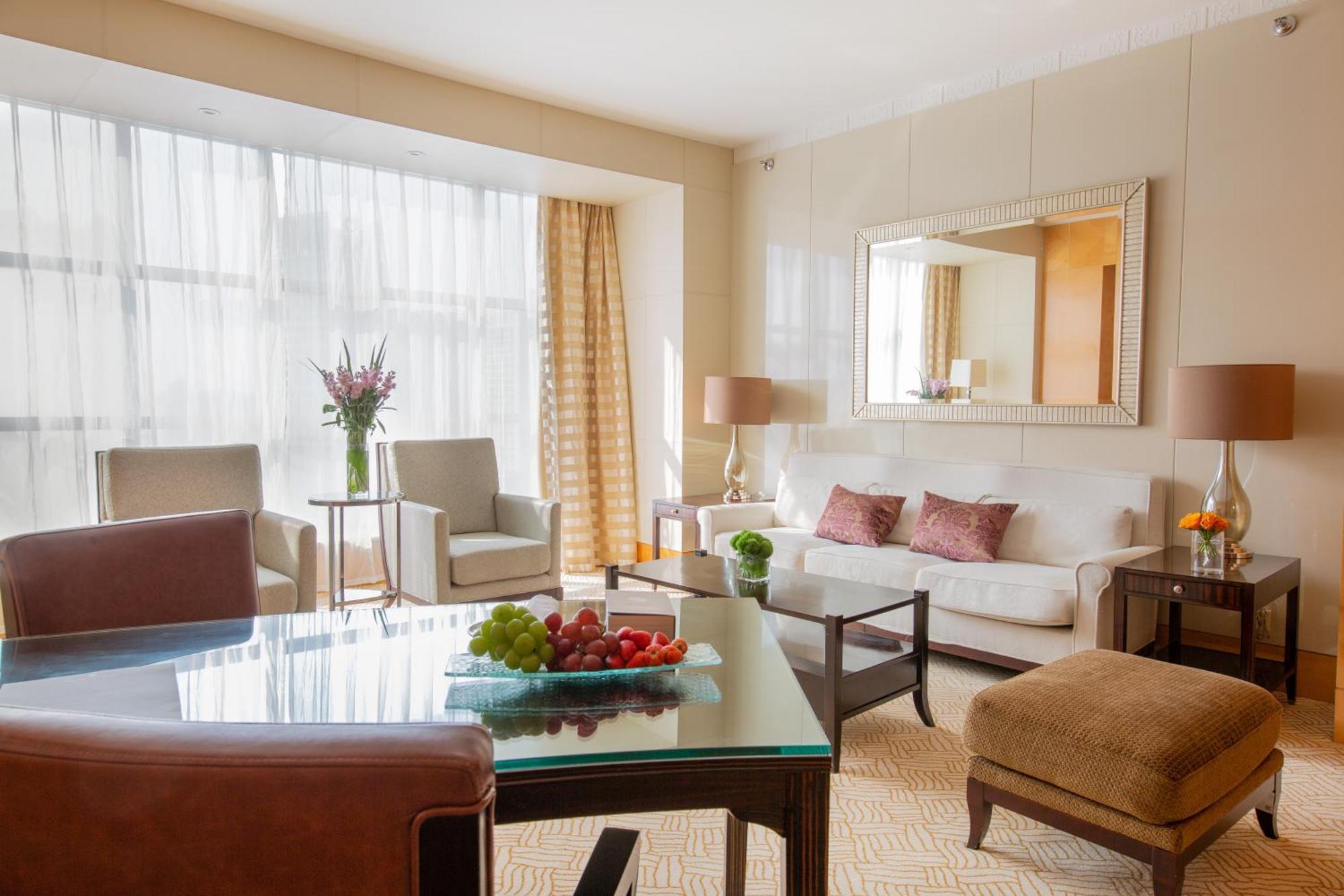 Executive Suite King, Club level, 1 Bedroom Suite, 1 King,1543839835:JPEG